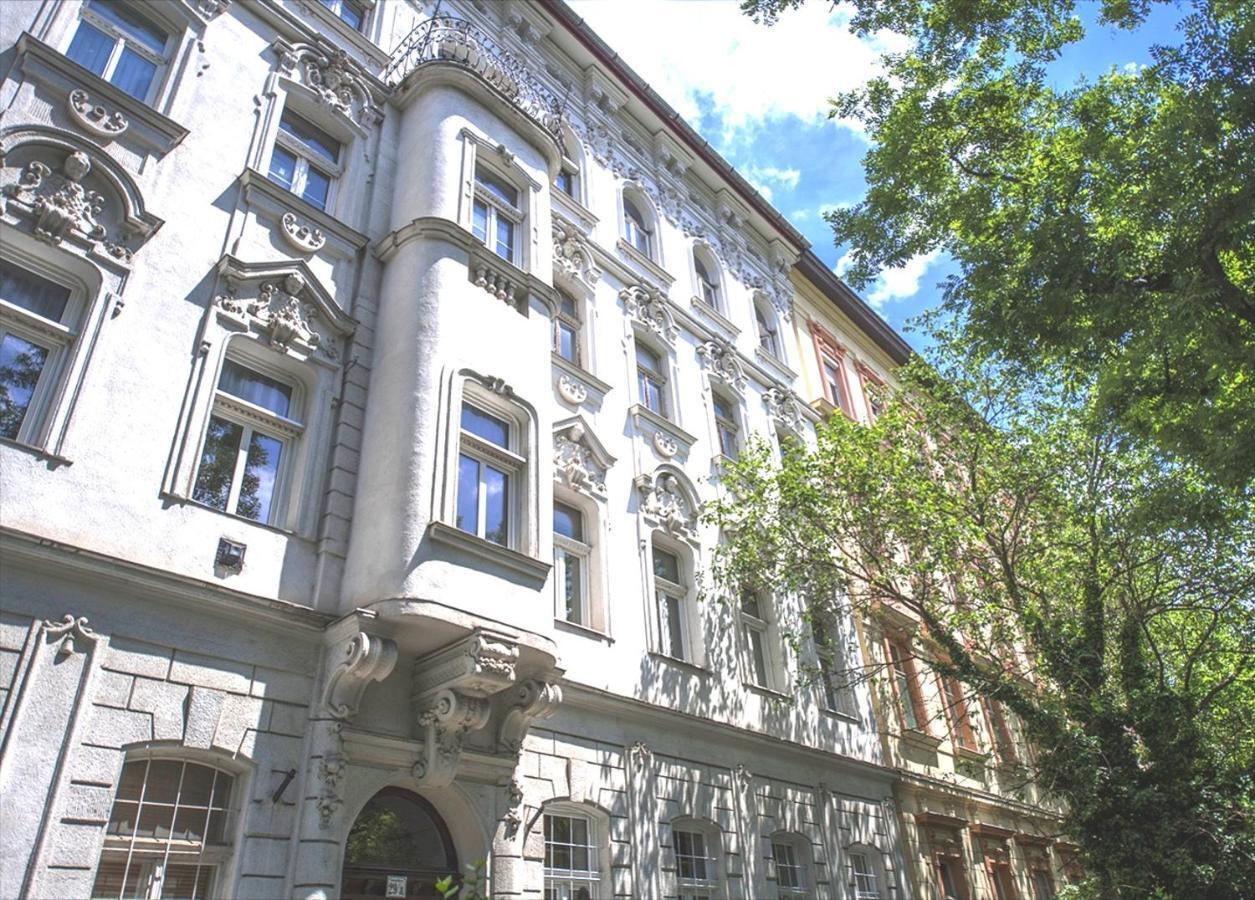 White Rose Apartment Budapest Extérieur photo